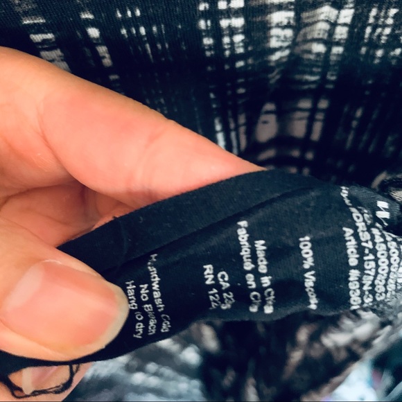 Wilfred Free Plaid Side Split tee black and white - Picture 5 of 5